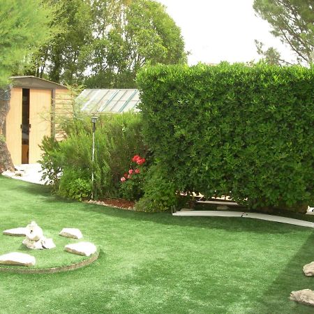 Appartamento Studio 66 Caumont-sur-Durance Esterno foto