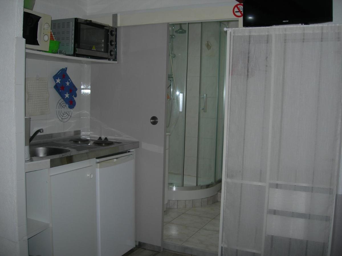 Appartamento Studio 66 Caumont-sur-Durance Esterno foto
